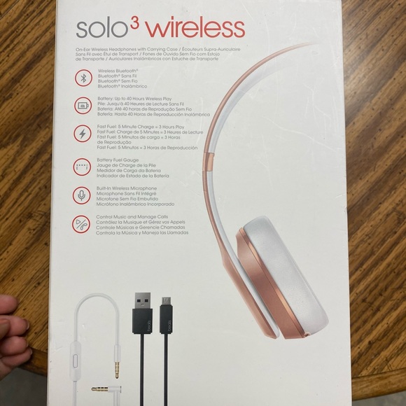 Beats Solo 3 Wireless Rose Gold - Picture 3 of 15